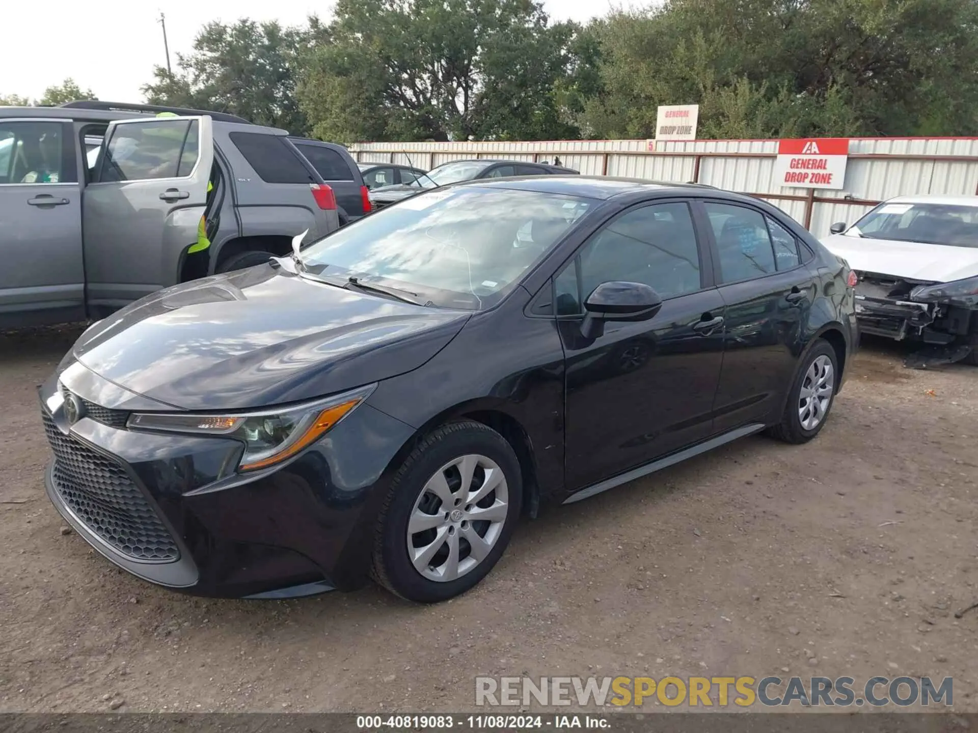 2 Photograph of a damaged car 5YFEPMAE5NP357643 TOYOTA COROLLA 2022