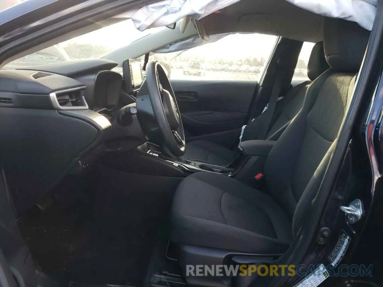 7 Photograph of a damaged car 5YFEPMAE5NP367590 TOYOTA COROLLA 2022