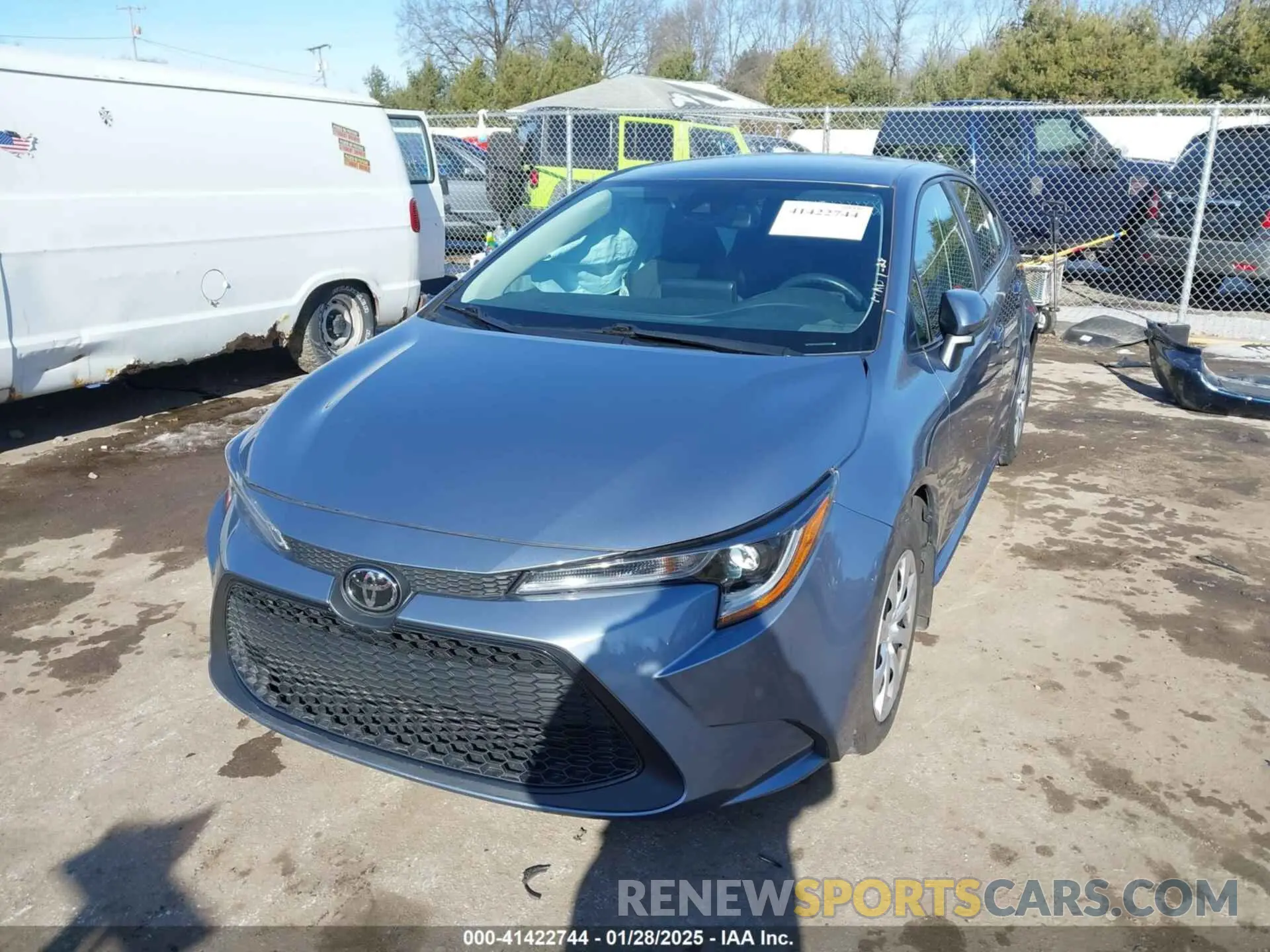 2 Photograph of a damaged car 5YFEPMAE5NP370182 TOYOTA COROLLA 2022