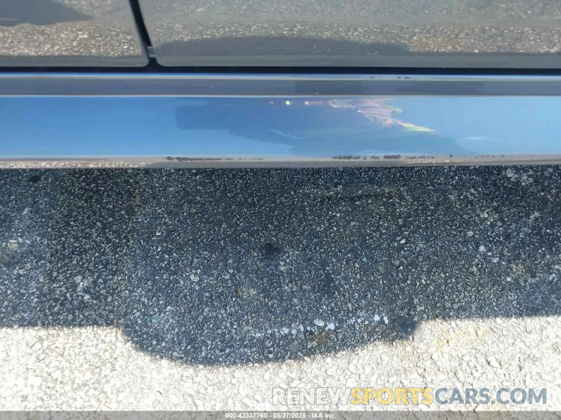 17 Photograph of a damaged car 5YFEPMAE5NP370604 TOYOTA COROLLA 2022
