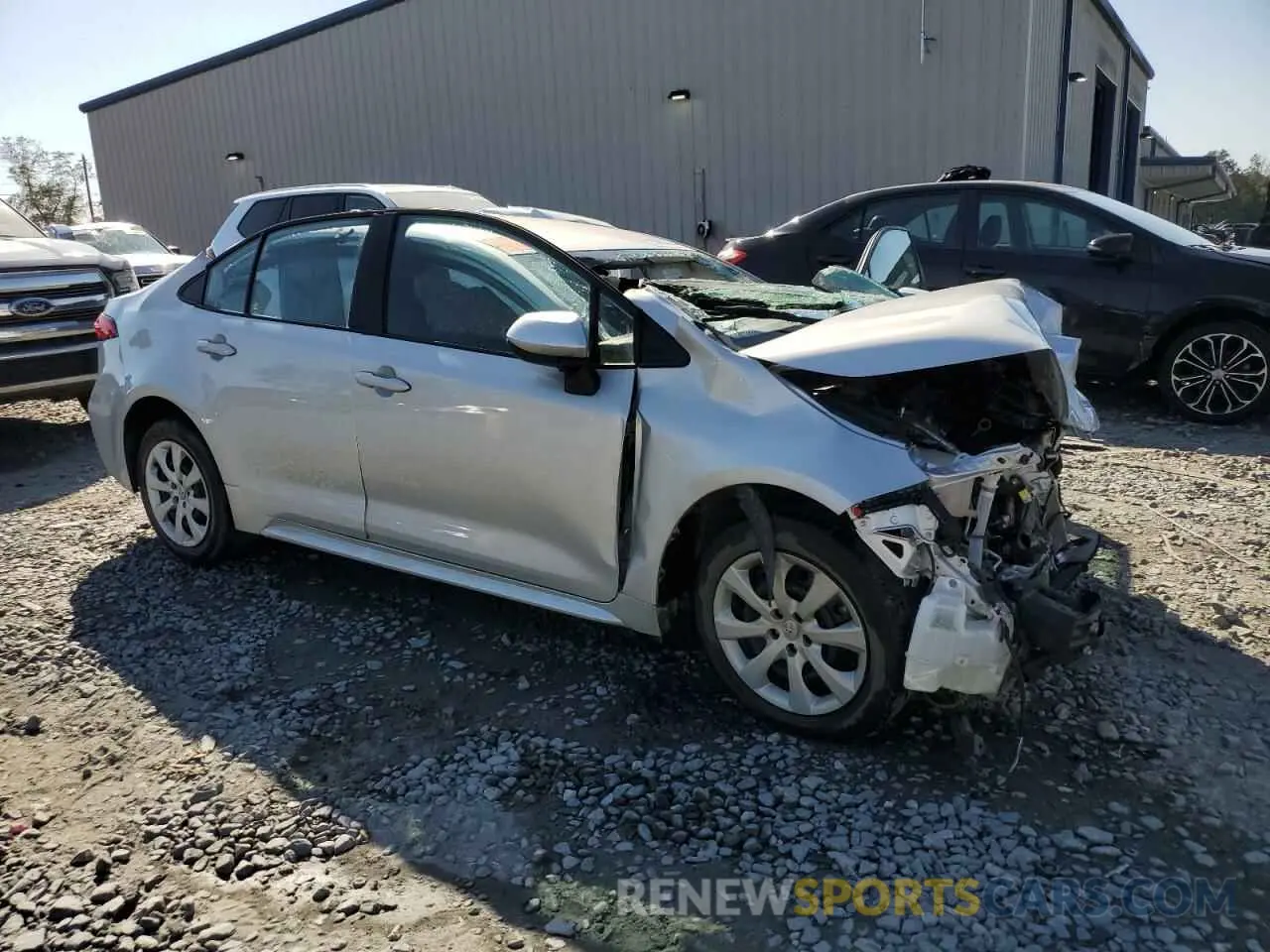 4 Photograph of a damaged car 5YFEPMAE5NP373020 TOYOTA COROLLA 2022