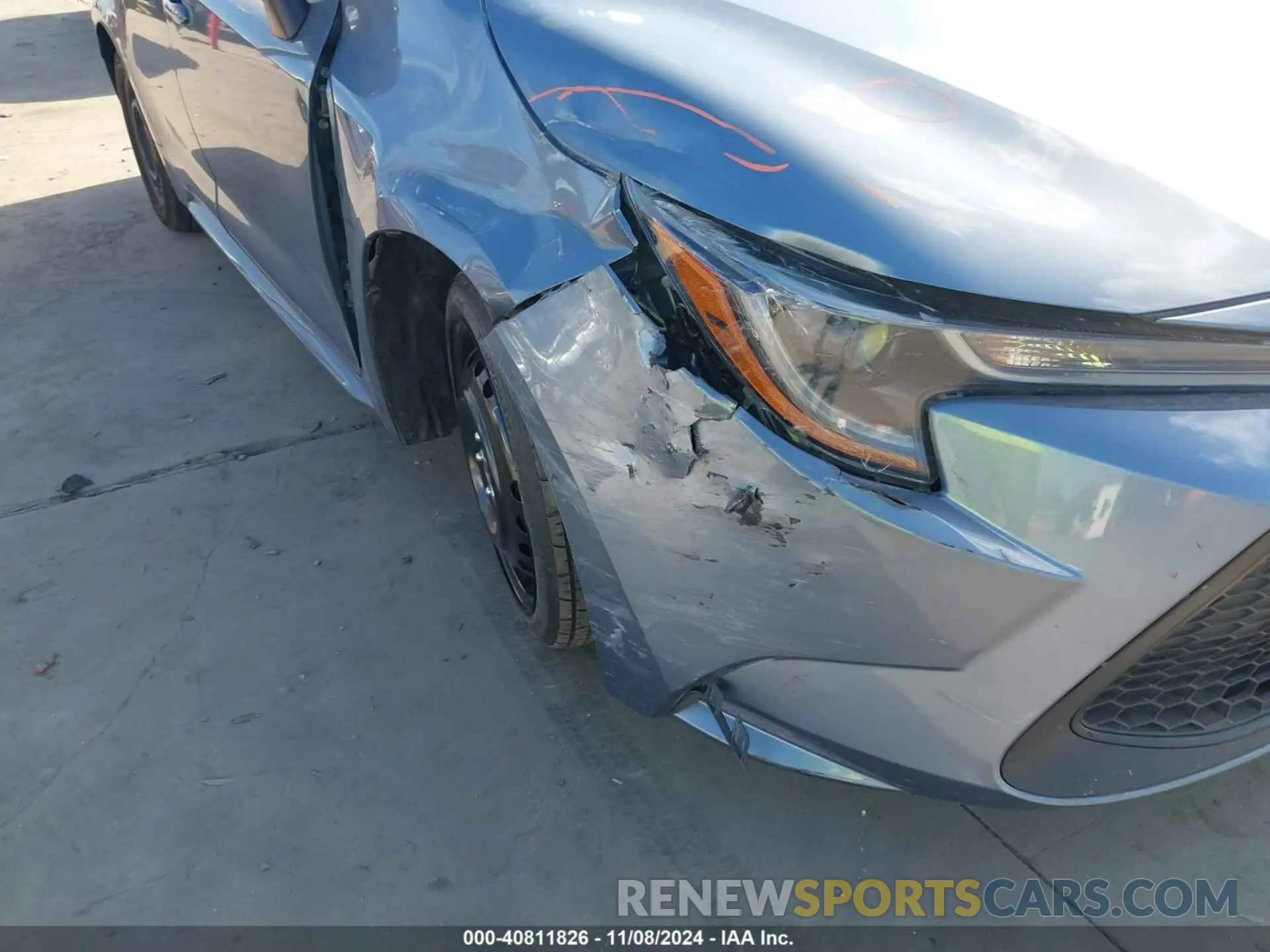 6 Photograph of a damaged car 5YFEPMAE5NP381473 TOYOTA COROLLA 2022