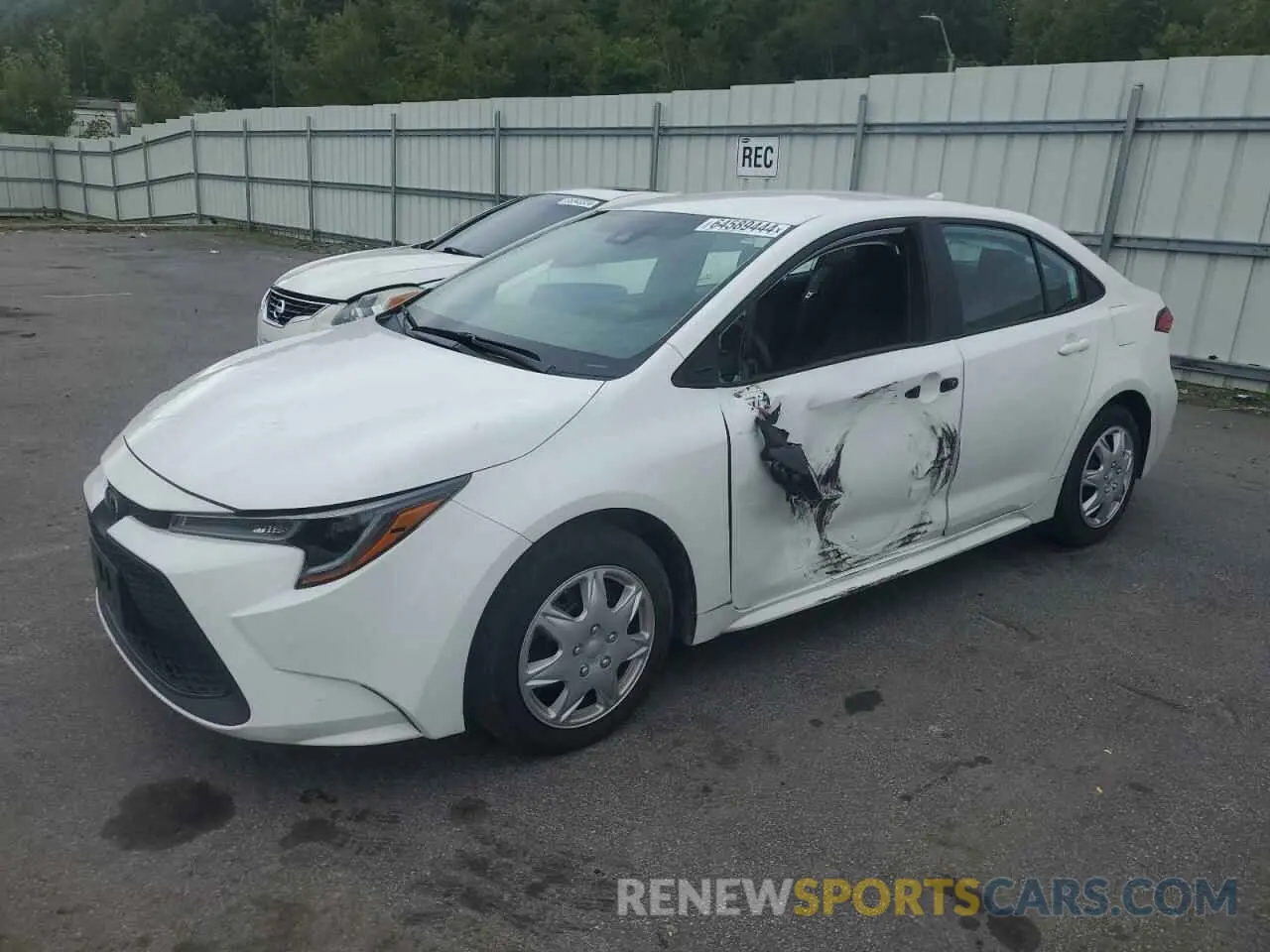1 Photograph of a damaged car 5YFEPMAE5NP387760 TOYOTA COROLLA 2022