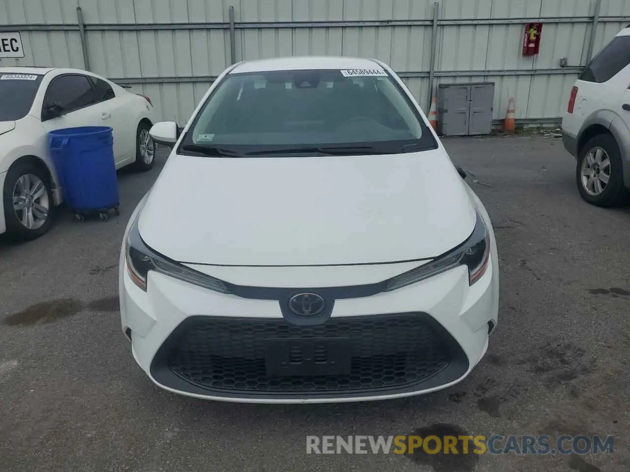 5 Photograph of a damaged car 5YFEPMAE5NP387760 TOYOTA COROLLA 2022