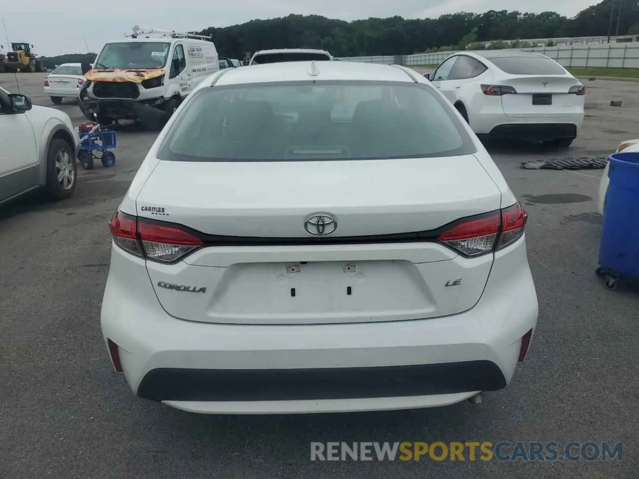 6 Photograph of a damaged car 5YFEPMAE5NP387760 TOYOTA COROLLA 2022