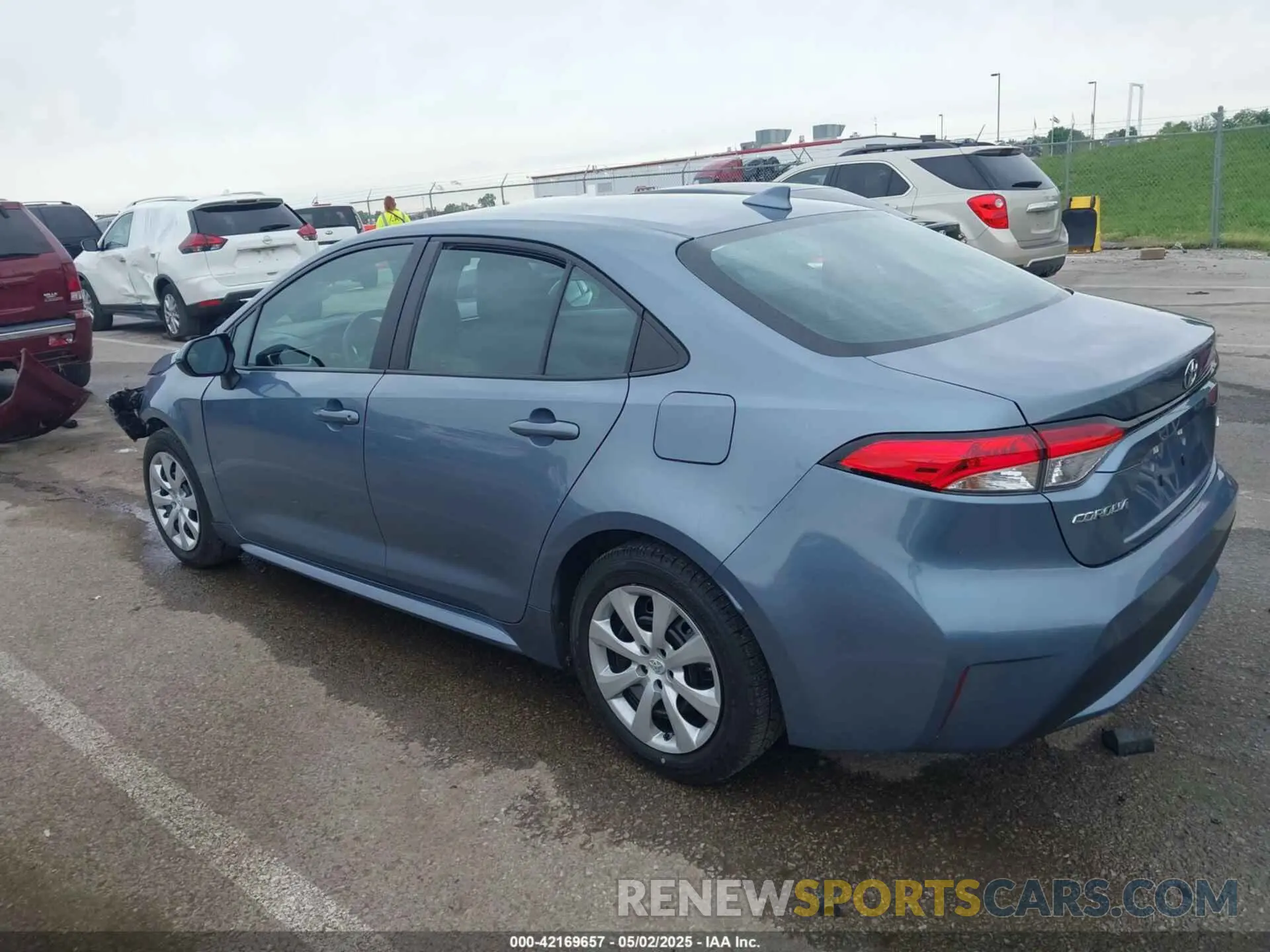 15 Photograph of a damaged car 5YFEPMAE6NP272293 TOYOTA COROLLA 2022
