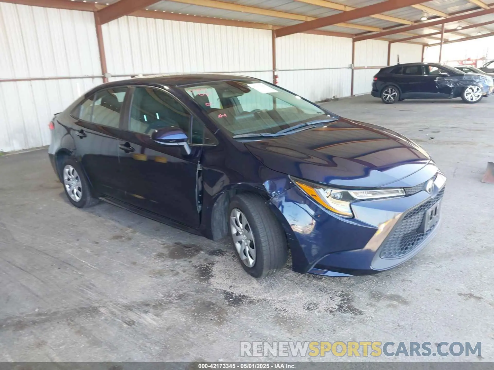 1 Photograph of a damaged car 5YFEPMAE6NP276876 TOYOTA COROLLA 2022
