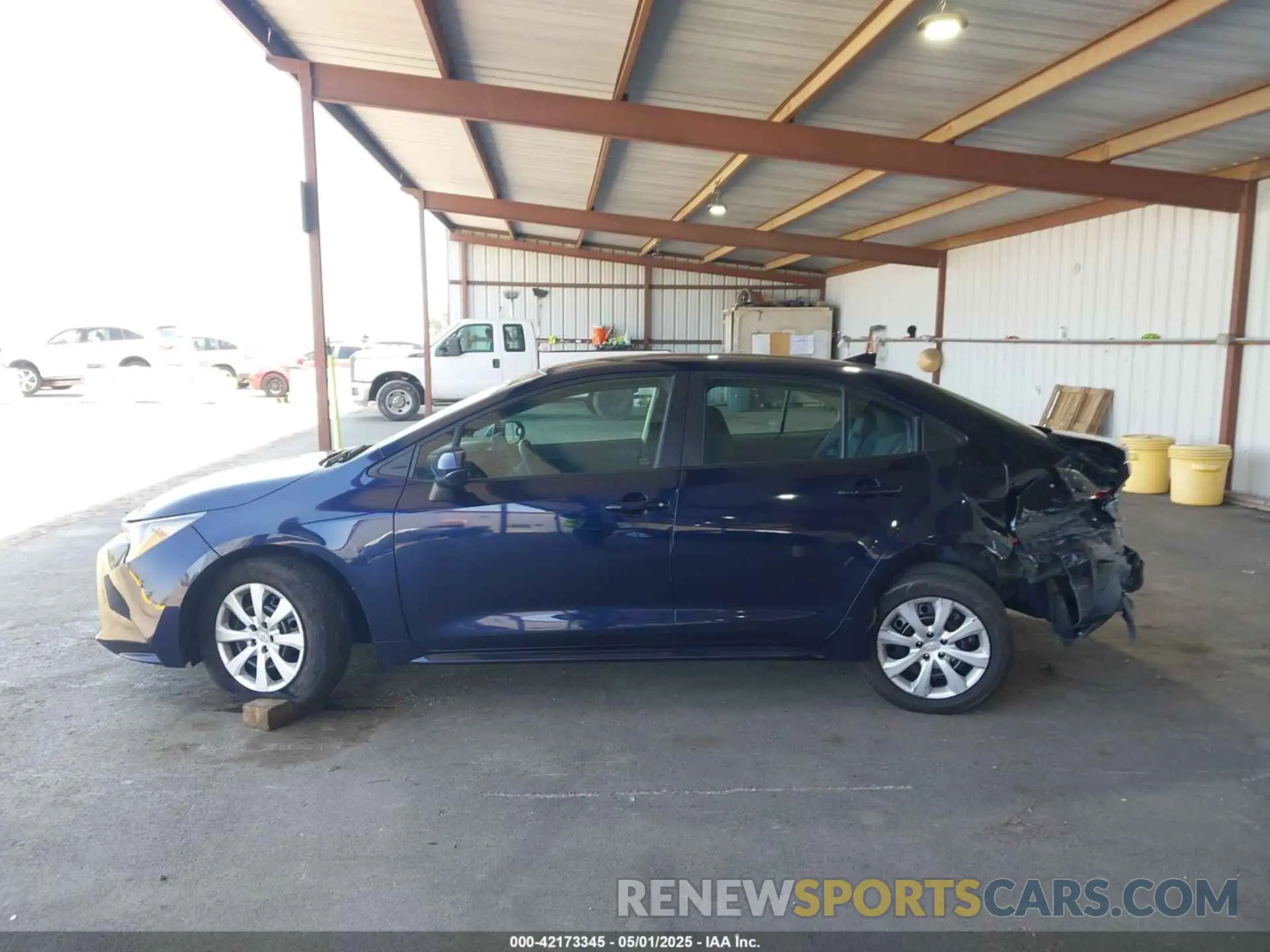 15 Photograph of a damaged car 5YFEPMAE6NP276876 TOYOTA COROLLA 2022