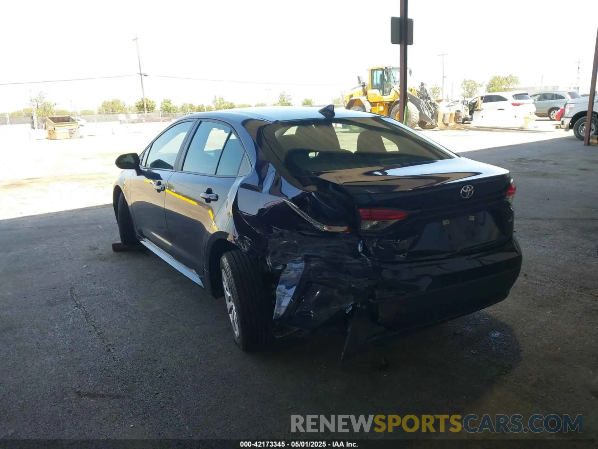 6 Photograph of a damaged car 5YFEPMAE6NP276876 TOYOTA COROLLA 2022