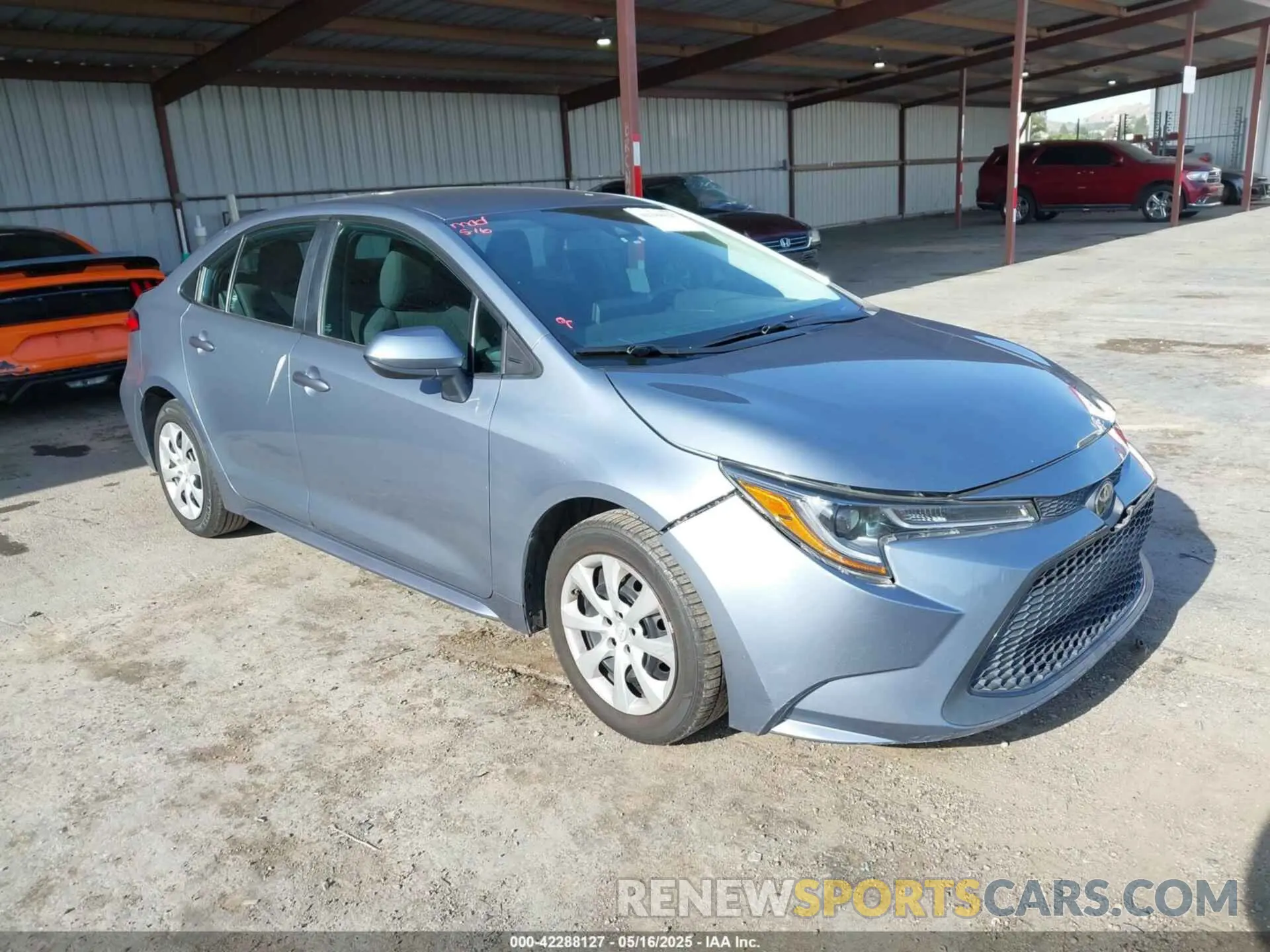 1 Photograph of a damaged car 5YFEPMAE6NP279485 TOYOTA COROLLA 2022