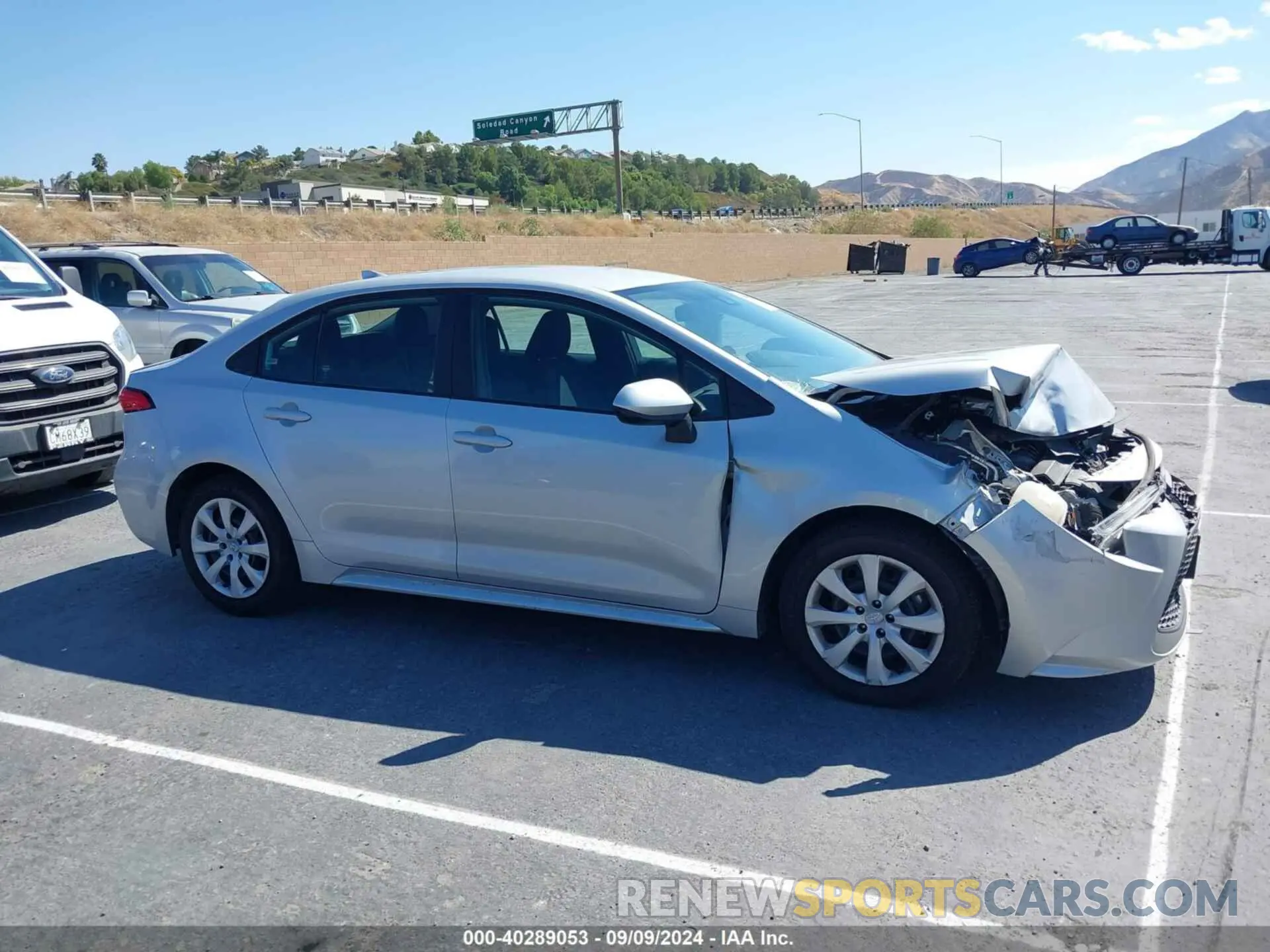 13 Photograph of a damaged car 5YFEPMAE6NP282614 TOYOTA COROLLA 2022