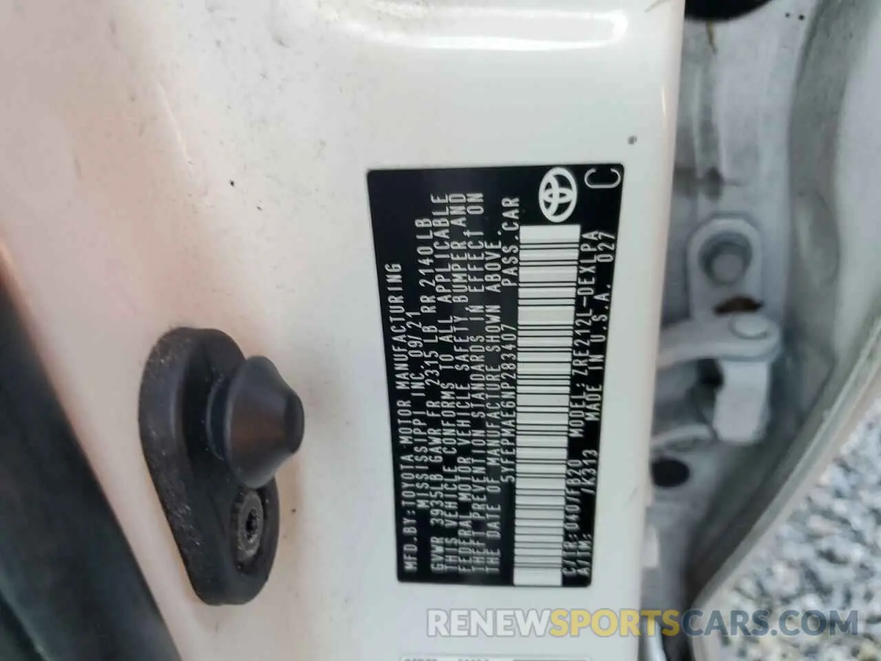 13 Photograph of a damaged car 5YFEPMAE6NP283407 TOYOTA COROLLA 2022