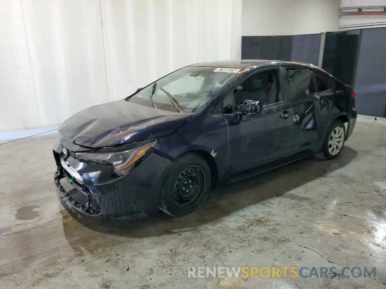 1 Photograph of a damaged car 5YFEPMAE6NP291135 TOYOTA COROLLA 2022