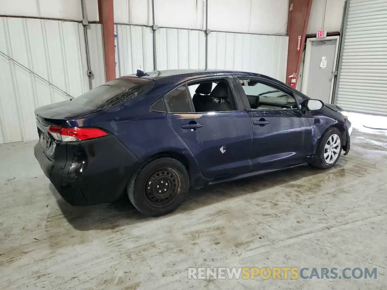 3 Photograph of a damaged car 5YFEPMAE6NP291135 TOYOTA COROLLA 2022