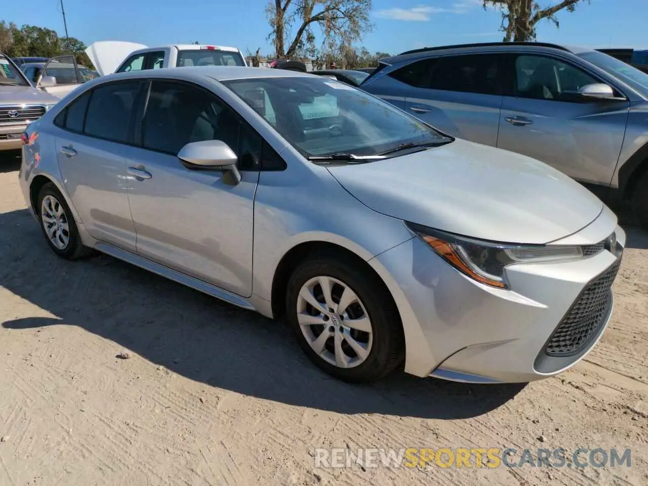 4 Photograph of a damaged car 5YFEPMAE6NP292057 TOYOTA COROLLA 2022