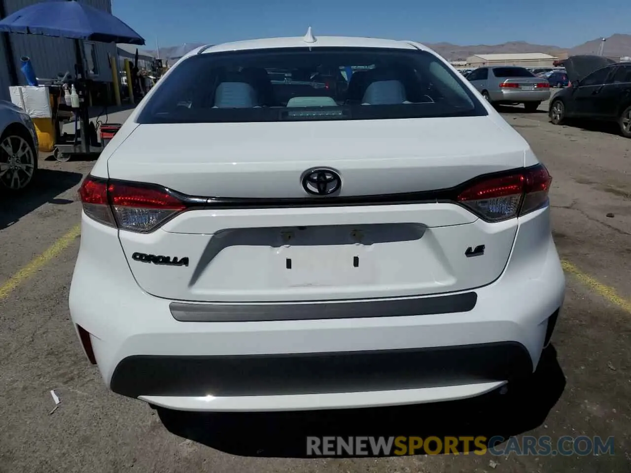 6 Photograph of a damaged car 5YFEPMAE6NP295542 TOYOTA COROLLA 2022