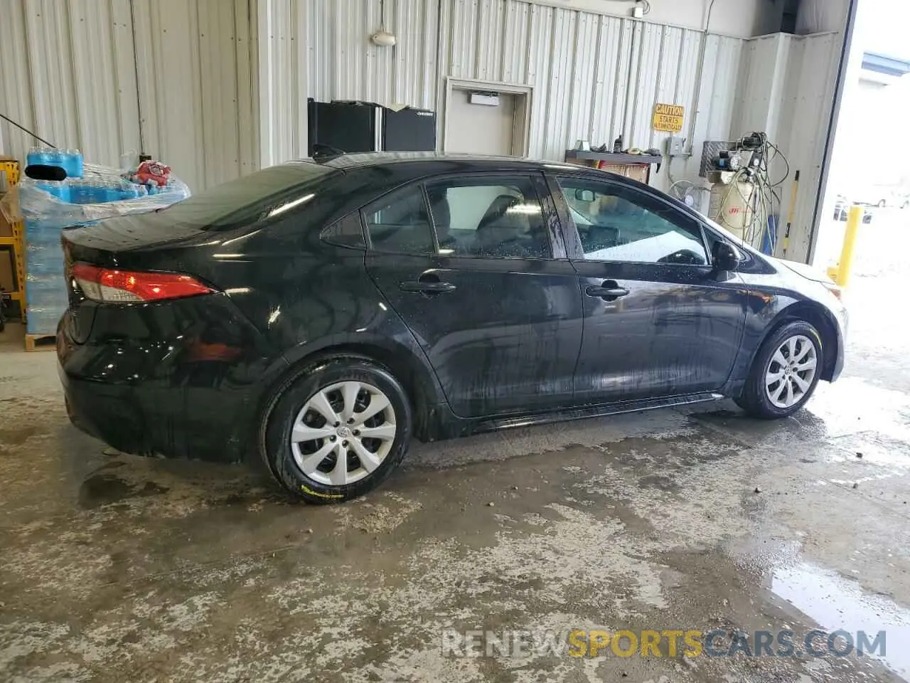 3 Photograph of a damaged car 5YFEPMAE6NP298103 TOYOTA COROLLA 2022