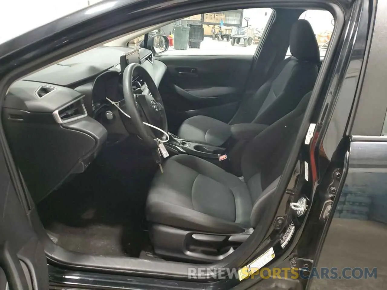7 Photograph of a damaged car 5YFEPMAE6NP298103 TOYOTA COROLLA 2022