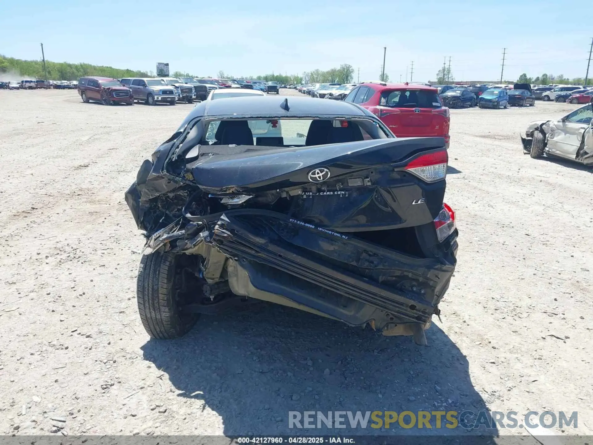 6 Photograph of a damaged car 5YFEPMAE6NP302439 TOYOTA COROLLA 2022