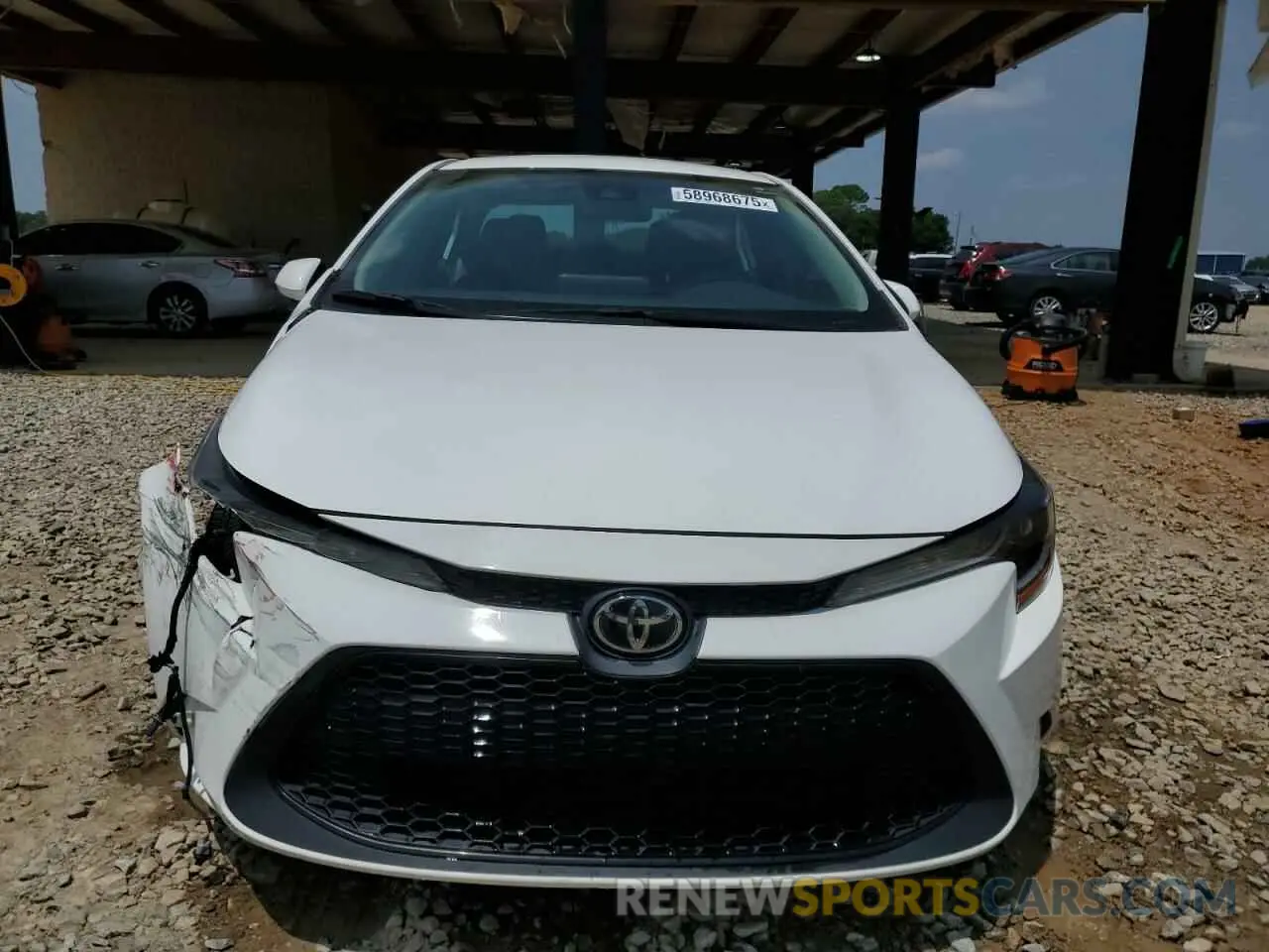 5 Photograph of a damaged car 5YFEPMAE6NP306183 TOYOTA COROLLA 2022