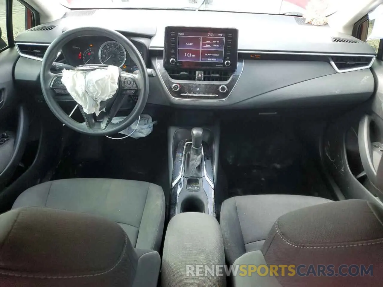 8 Photograph of a damaged car 5YFEPMAE6NP309536 TOYOTA COROLLA 2022
