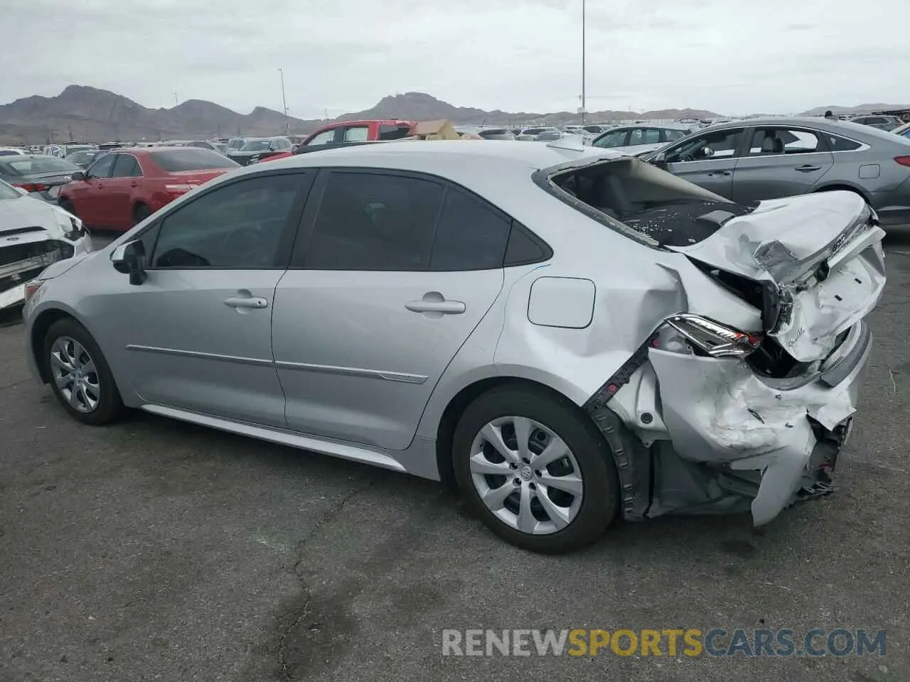 2 Photograph of a damaged car 5YFEPMAE6NP311416 TOYOTA COROLLA 2022