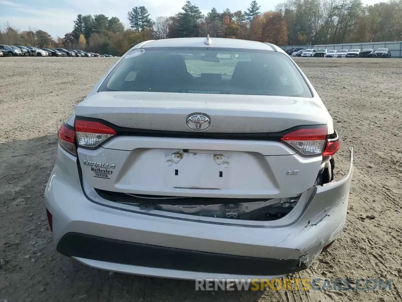 6 Photograph of a damaged car 5YFEPMAE6NP323355 TOYOTA COROLLA 2022