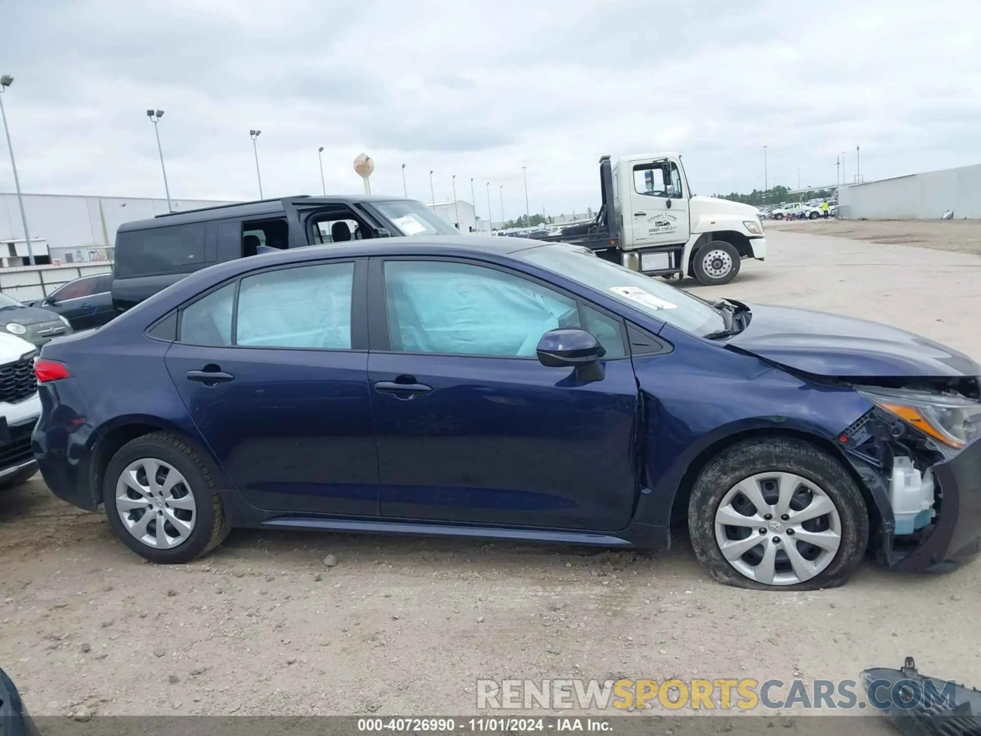 13 Photograph of a damaged car 5YFEPMAE6NP324845 TOYOTA COROLLA 2022