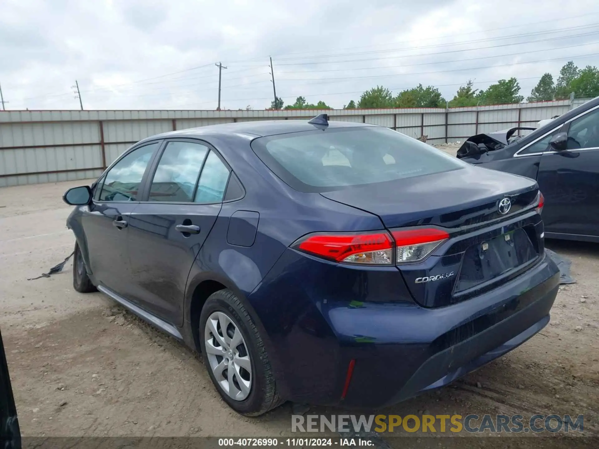 3 Photograph of a damaged car 5YFEPMAE6NP324845 TOYOTA COROLLA 2022