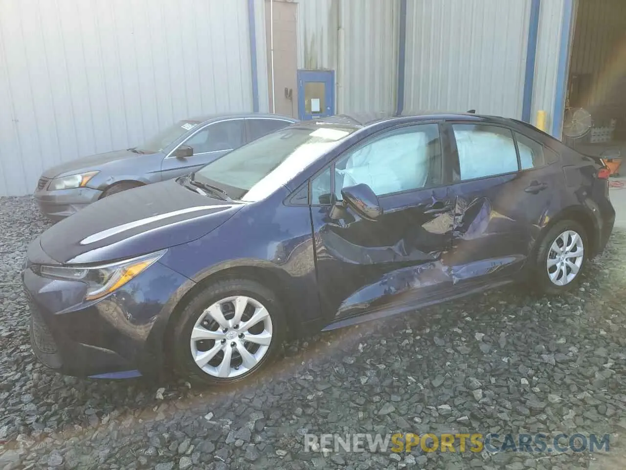 1 Photograph of a damaged car 5YFEPMAE6NP325493 TOYOTA COROLLA 2022
