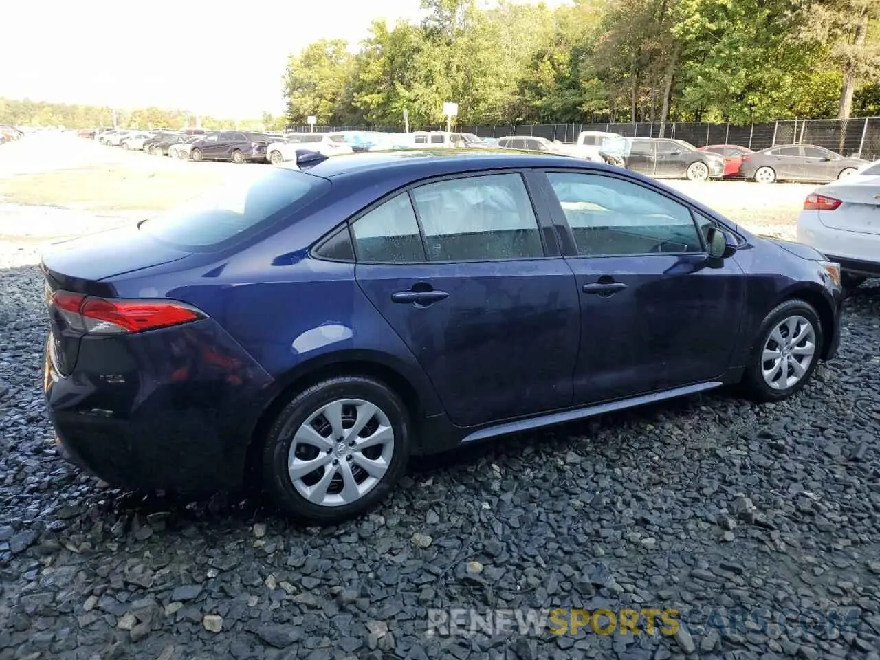 3 Photograph of a damaged car 5YFEPMAE6NP325493 TOYOTA COROLLA 2022
