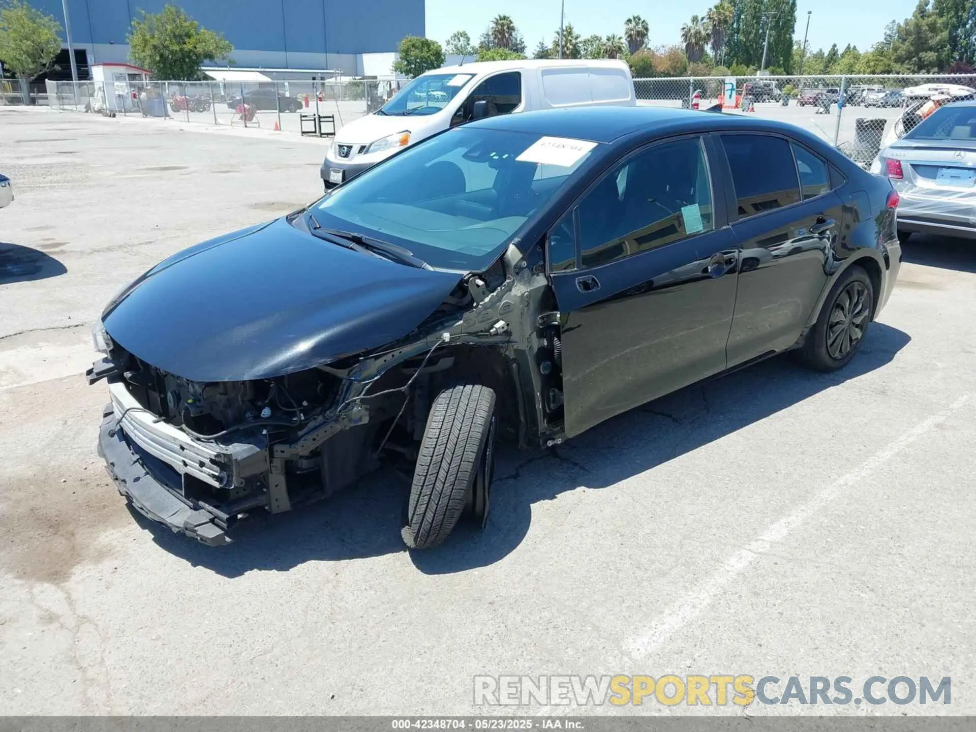 2 Photograph of a damaged car 5YFEPMAE6NP327387 TOYOTA COROLLA 2022