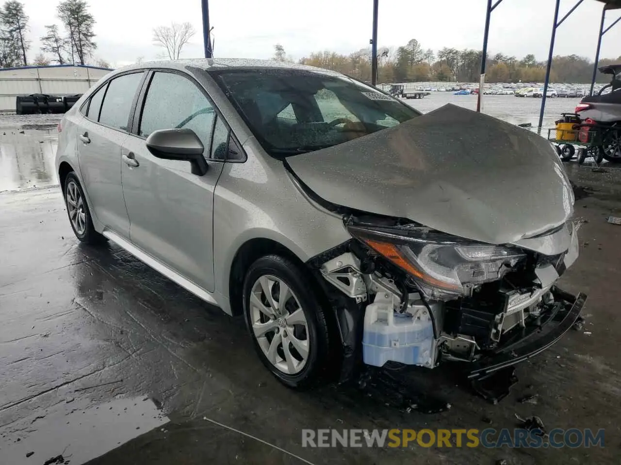 4 Photograph of a damaged car 5YFEPMAE6NP338065 TOYOTA COROLLA 2022