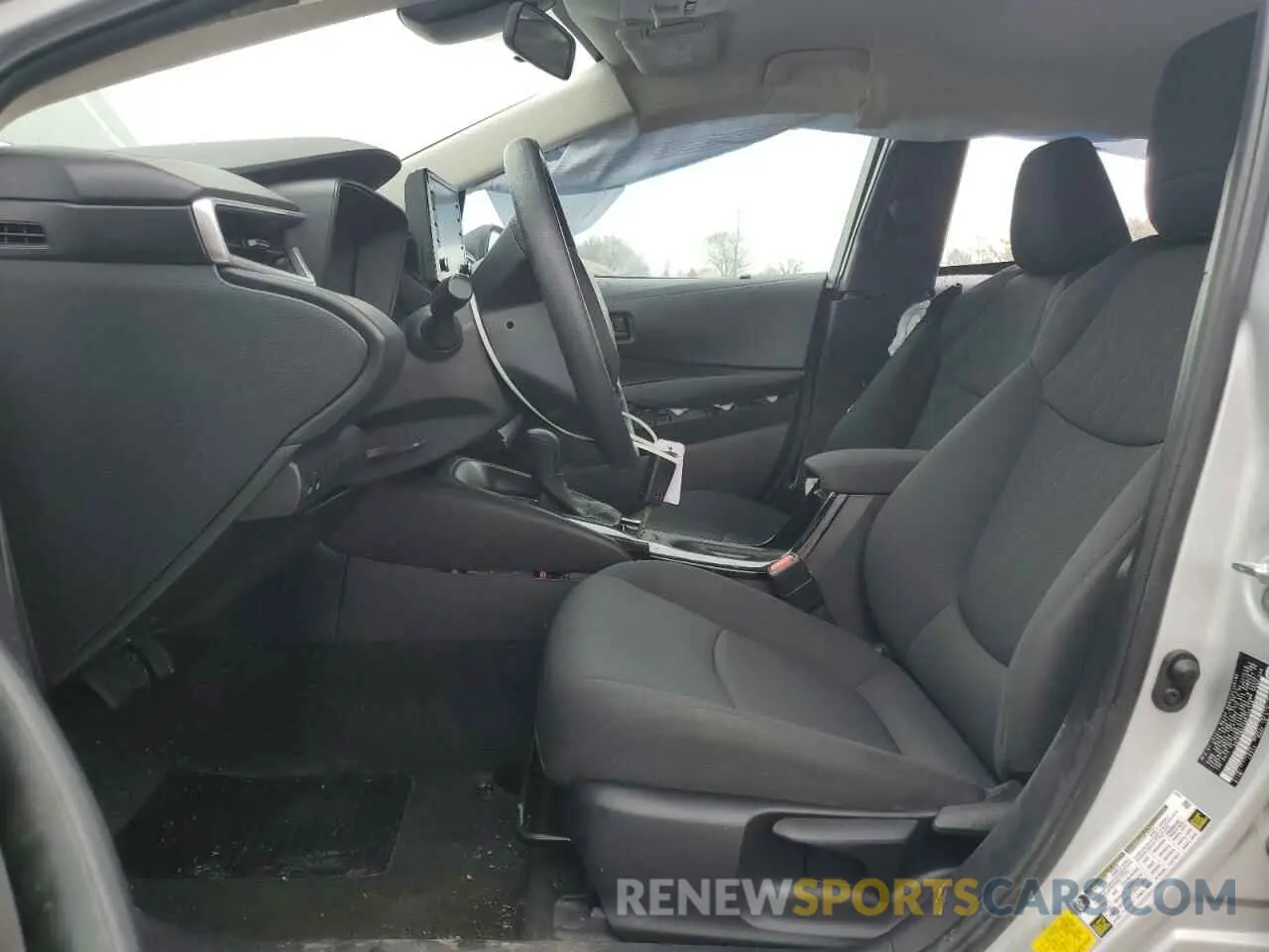 7 Photograph of a damaged car 5YFEPMAE6NP339118 TOYOTA COROLLA 2022