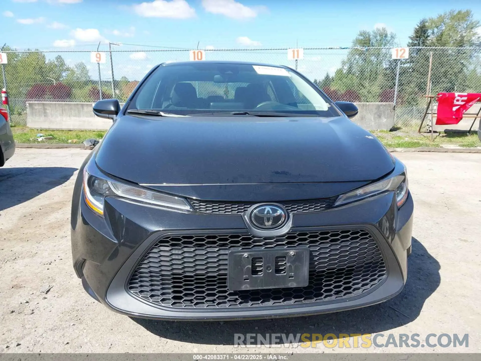 12 Photograph of a damaged car 5YFEPMAE6NP341743 TOYOTA COROLLA 2022