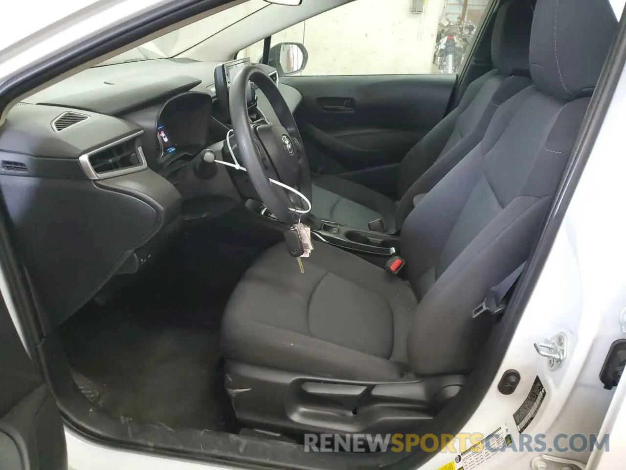 7 Photograph of a damaged car 5YFEPMAE6NP343217 TOYOTA COROLLA 2022