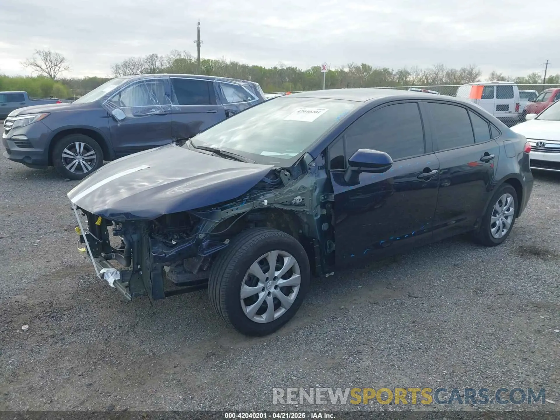 2 Photograph of a damaged car 5YFEPMAE6NP347039 TOYOTA COROLLA 2022