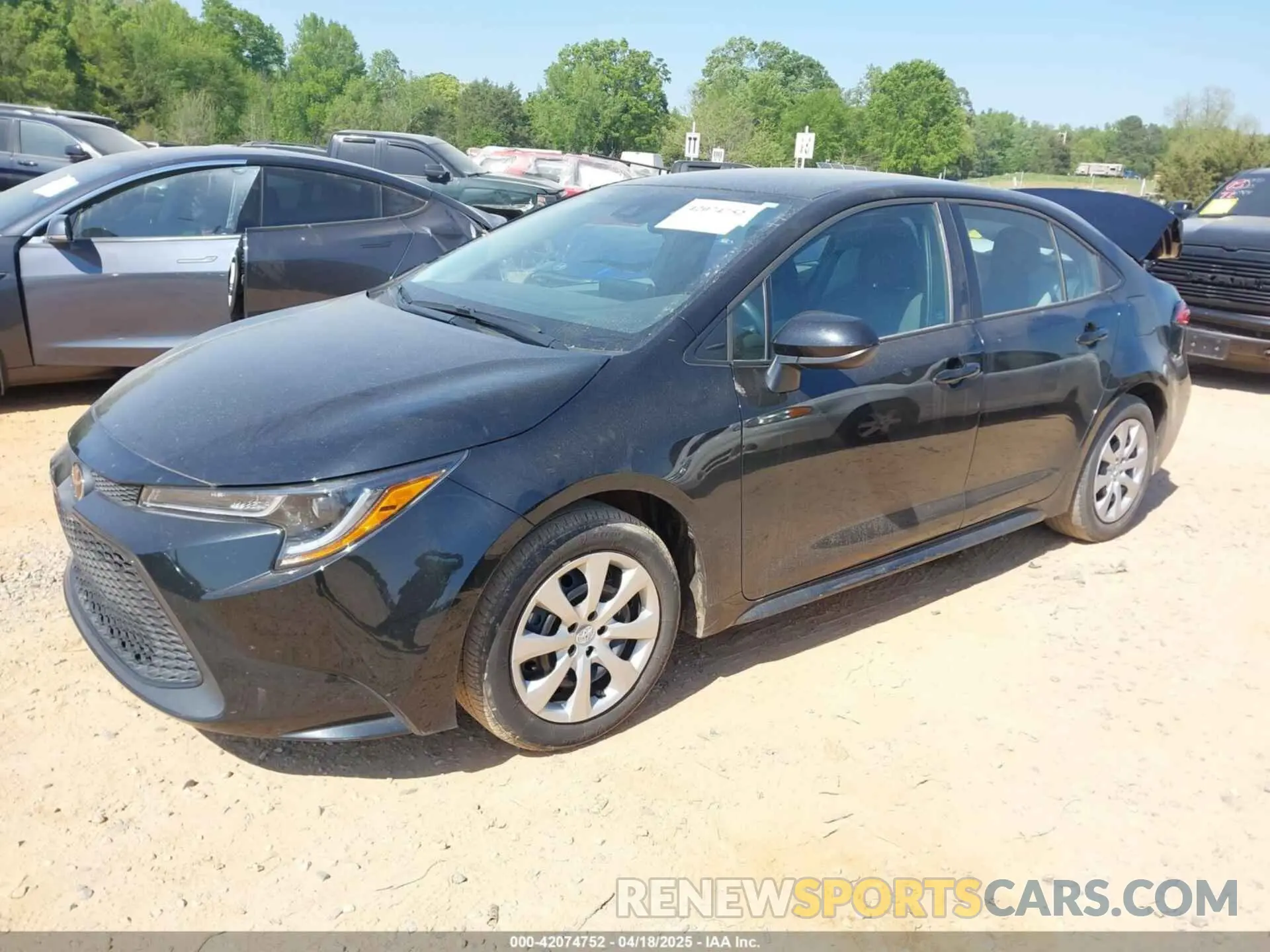 2 Photograph of a damaged car 5YFEPMAE6NP360972 TOYOTA COROLLA 2022