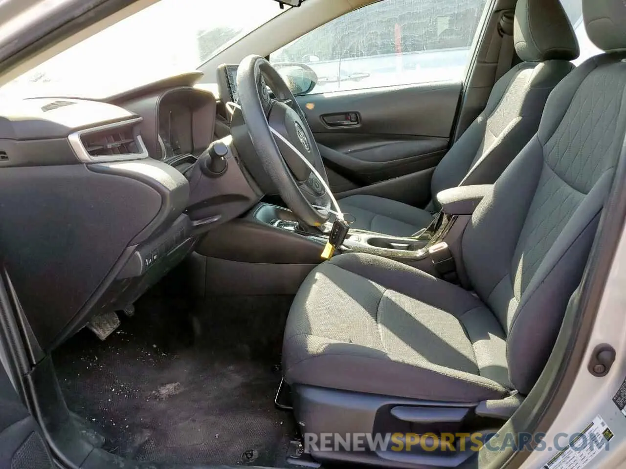 7 Photograph of a damaged car 5YFEPMAE6NP369252 TOYOTA COROLLA 2022