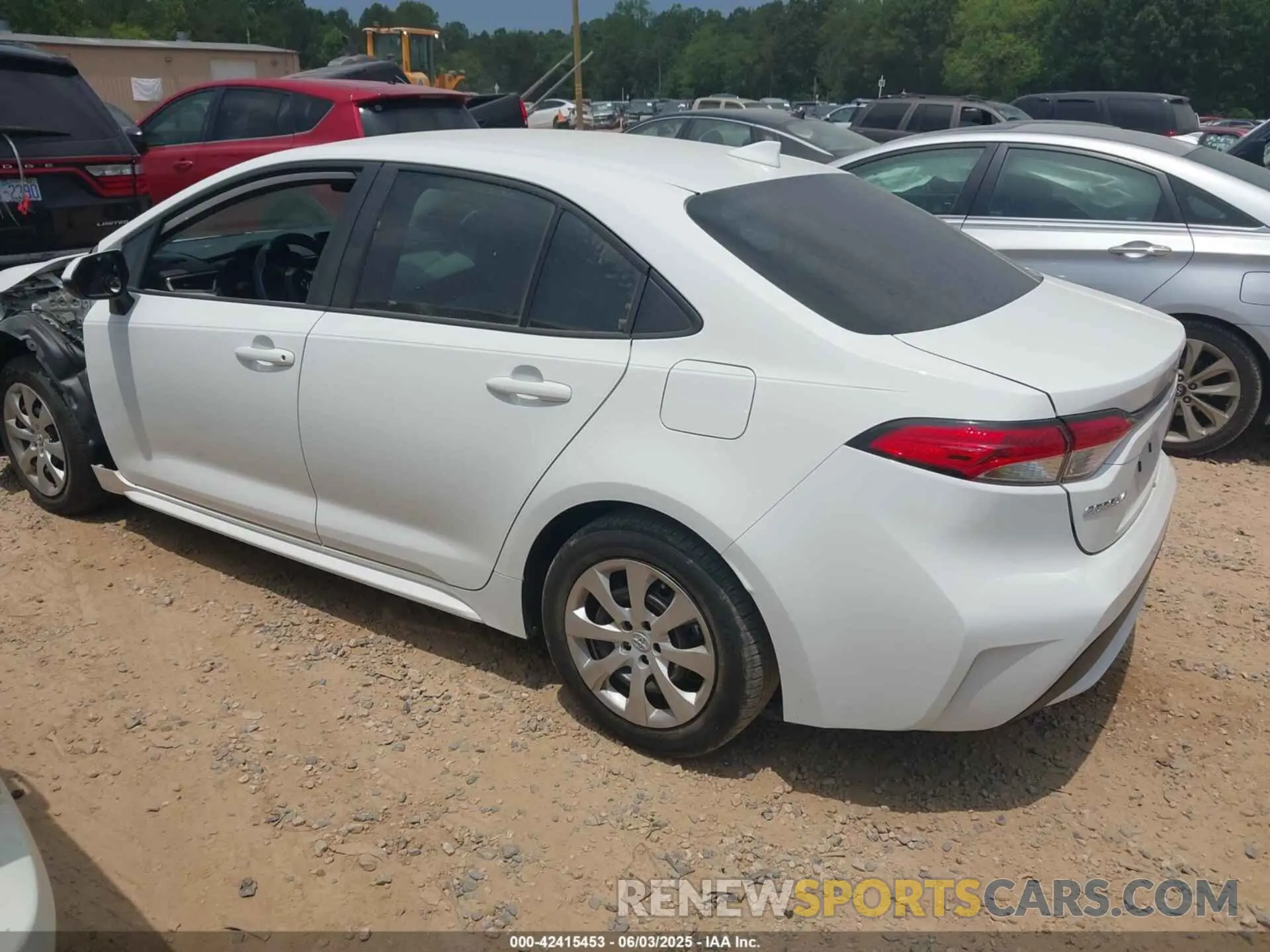 3 Photograph of a damaged car 5YFEPMAE6NP371549 TOYOTA COROLLA 2022
