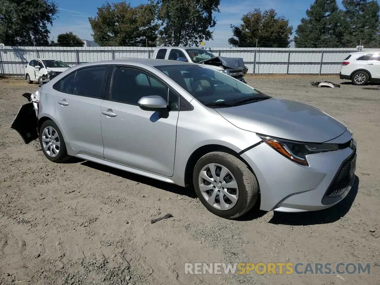 4 Photograph of a damaged car 5YFEPMAE6NP388464 TOYOTA COROLLA 2022