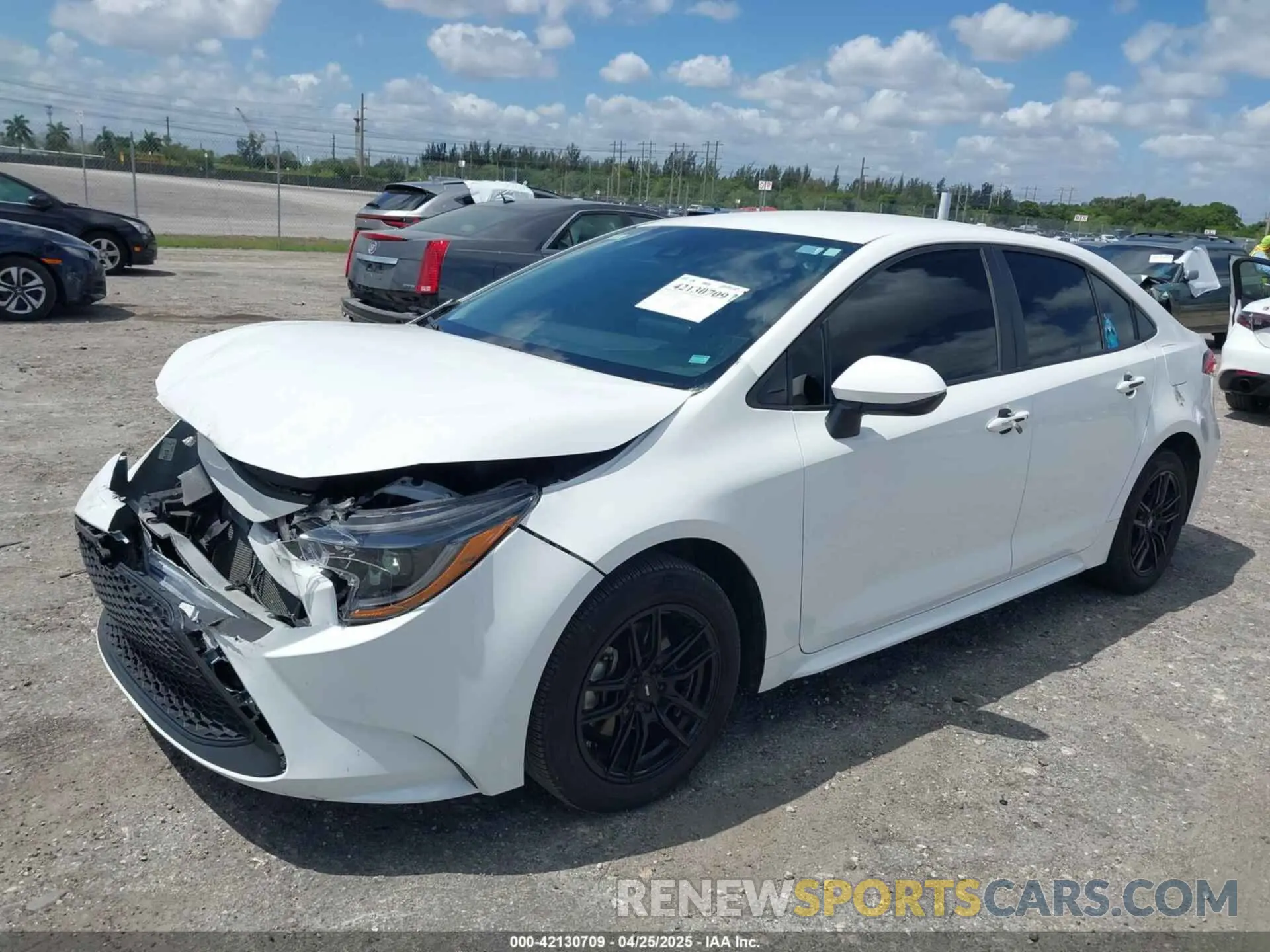 2 Photograph of a damaged car 5YFEPMAE6NP389890 TOYOTA COROLLA 2022