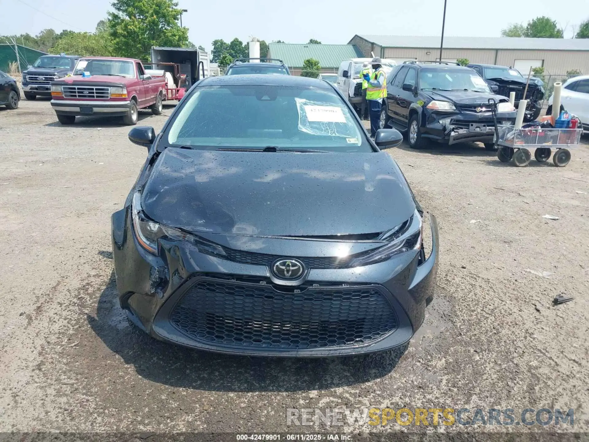 12 Photograph of a damaged car 5YFEPMAE7NP278815 TOYOTA COROLLA 2022