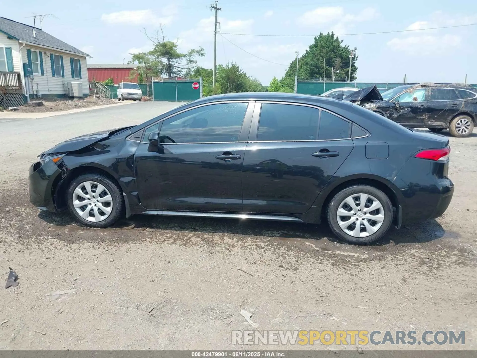 14 Photograph of a damaged car 5YFEPMAE7NP278815 TOYOTA COROLLA 2022