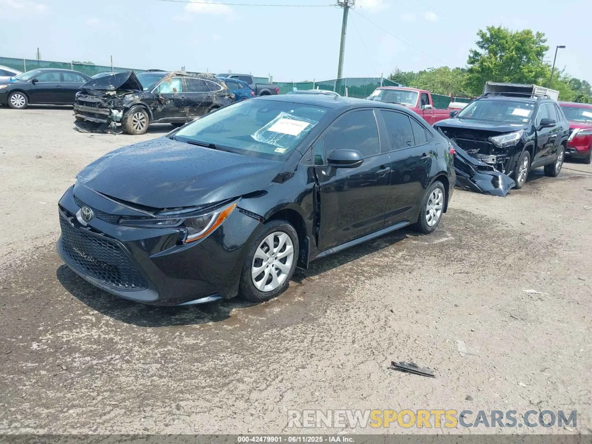 2 Photograph of a damaged car 5YFEPMAE7NP278815 TOYOTA COROLLA 2022