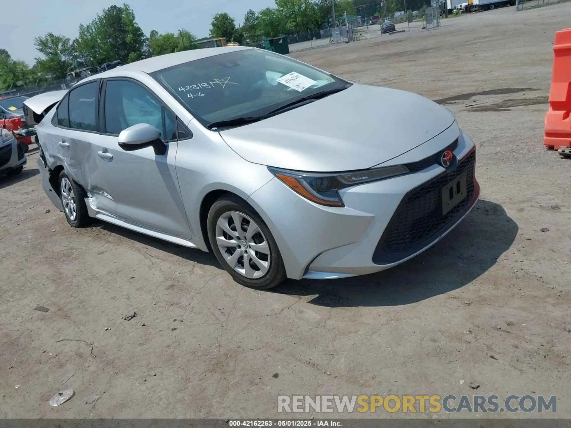 1 Photograph of a damaged car 5YFEPMAE7NP279625 TOYOTA COROLLA 2022