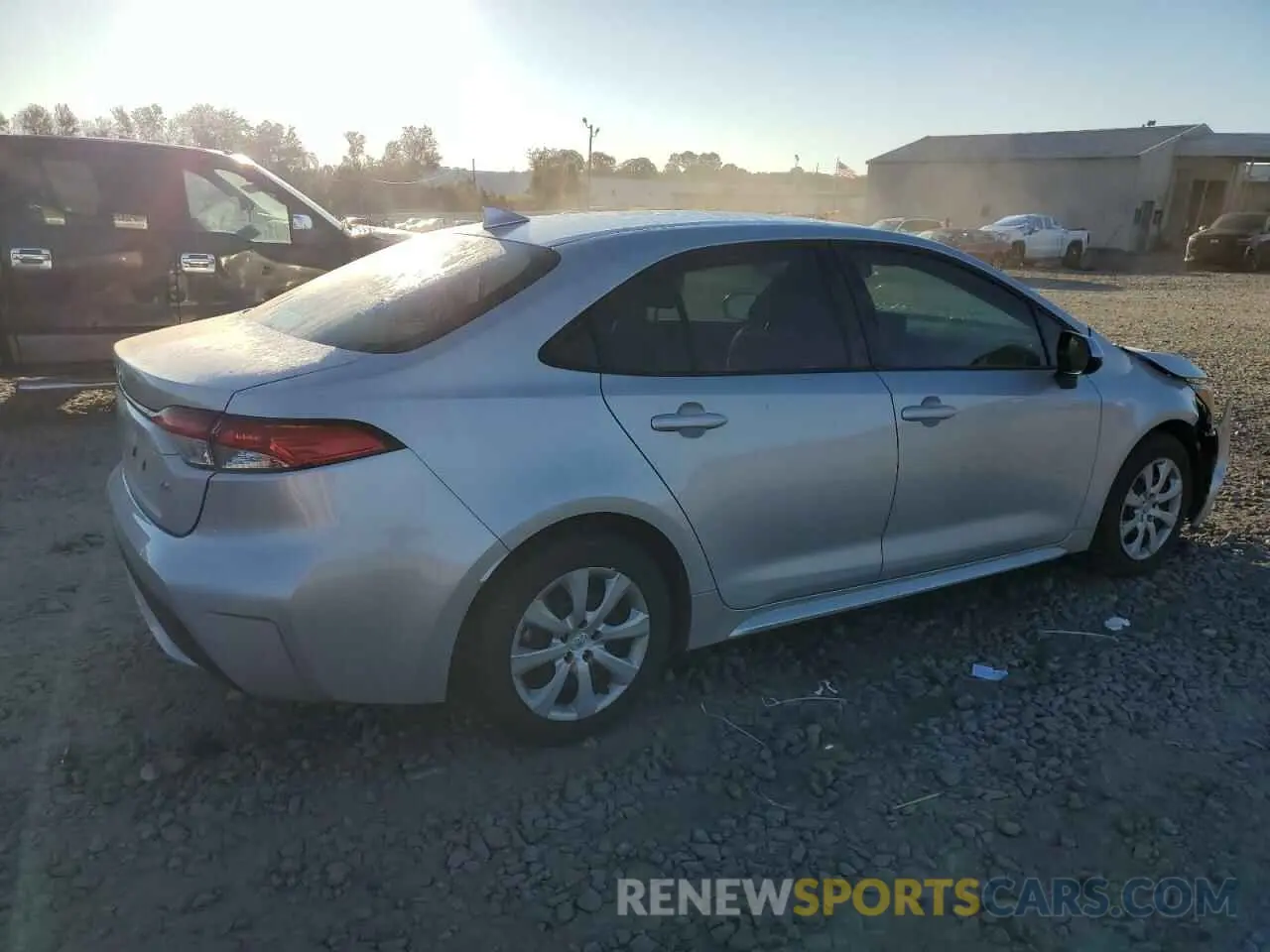 3 Photograph of a damaged car 5YFEPMAE7NP281777 TOYOTA COROLLA 2022