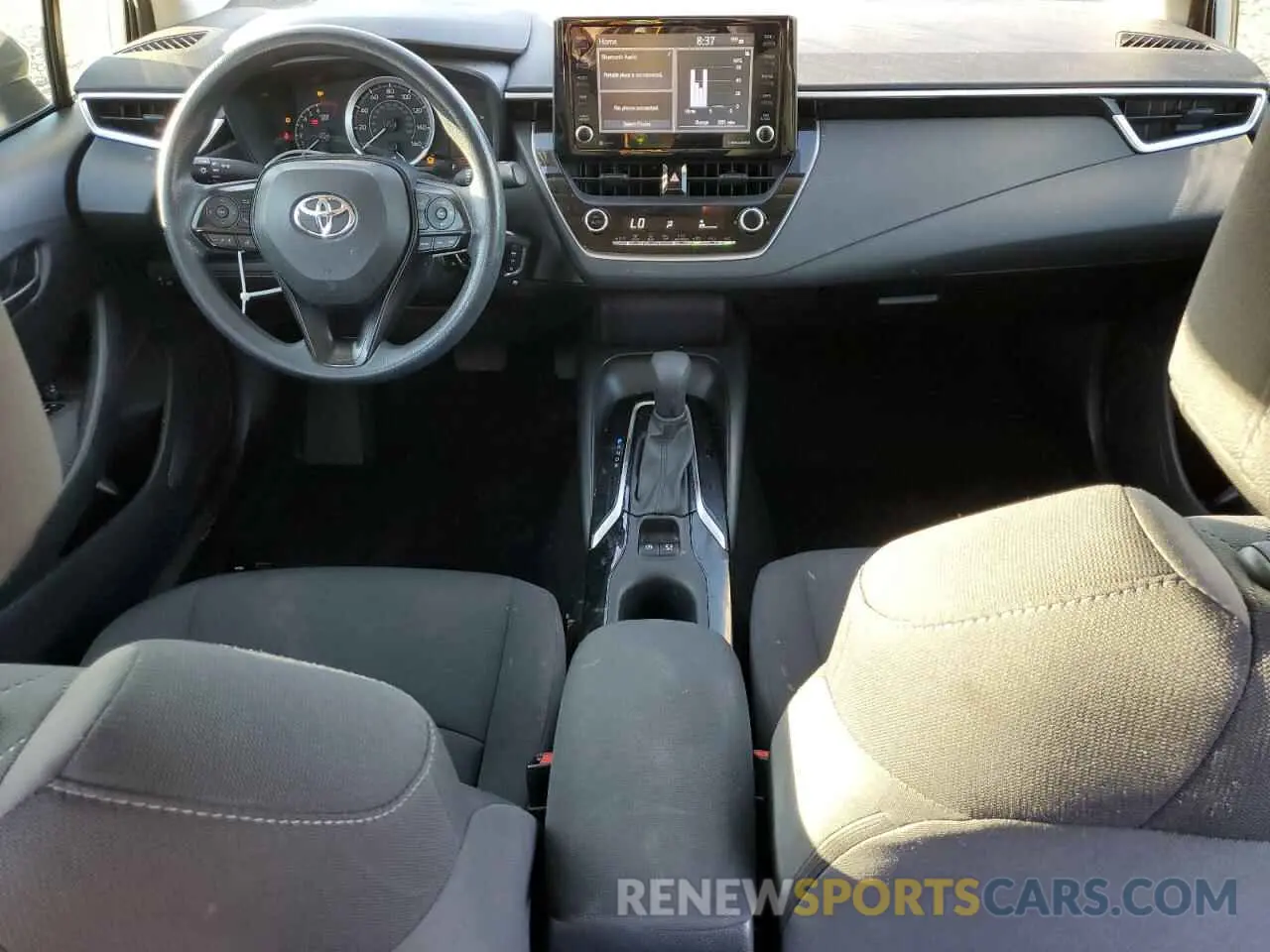 8 Photograph of a damaged car 5YFEPMAE7NP281777 TOYOTA COROLLA 2022