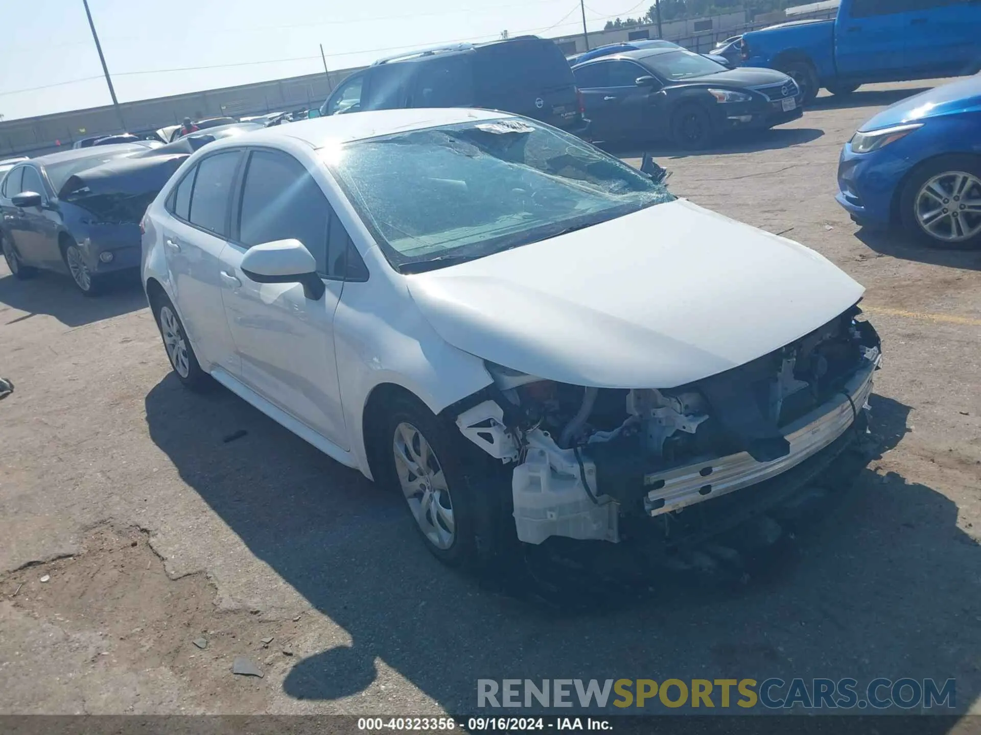 1 Photograph of a damaged car 5YFEPMAE7NP283044 TOYOTA COROLLA 2022