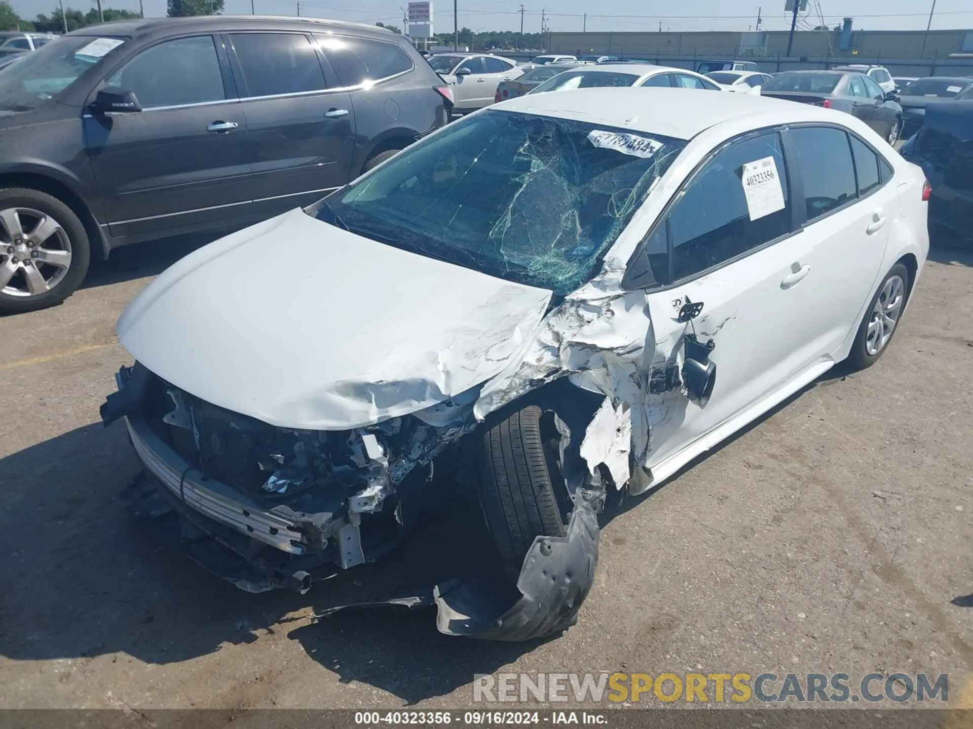 2 Photograph of a damaged car 5YFEPMAE7NP283044 TOYOTA COROLLA 2022